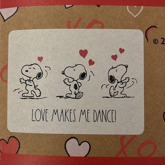 🆕 2 Pack Peanuts Dish Drying Mats Snoopy Dancing Black White Hearts 16”x22” - Picture 2 of 4